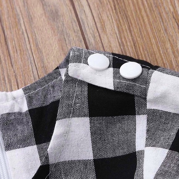 Ella Classic Black And White Plaid Dress - Picture 5 of 7